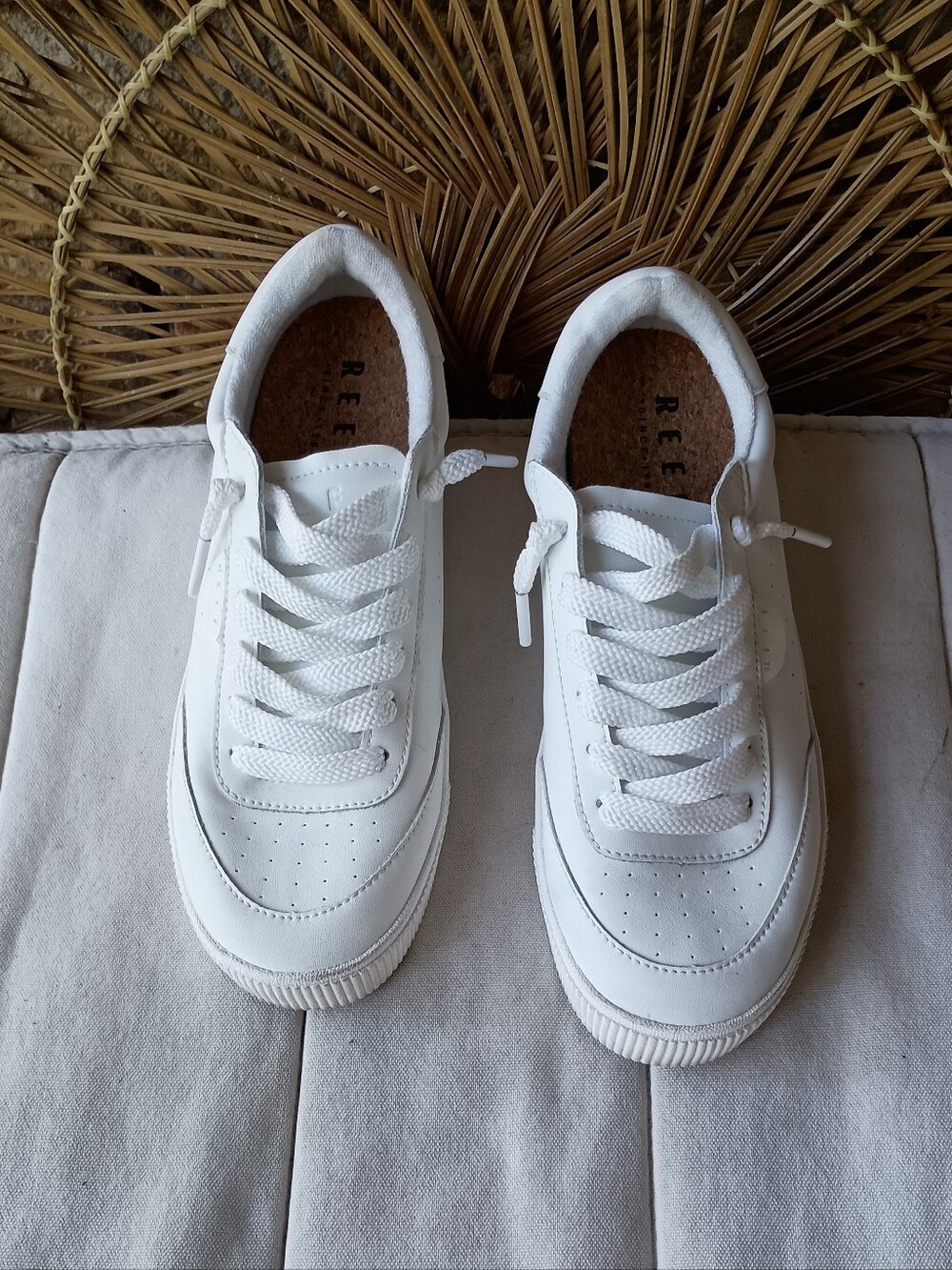 REEF Women's White Casual Sneakers_10
